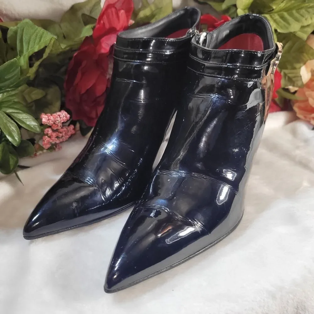 Cesare Paciotti Stiletto Bootie EUC